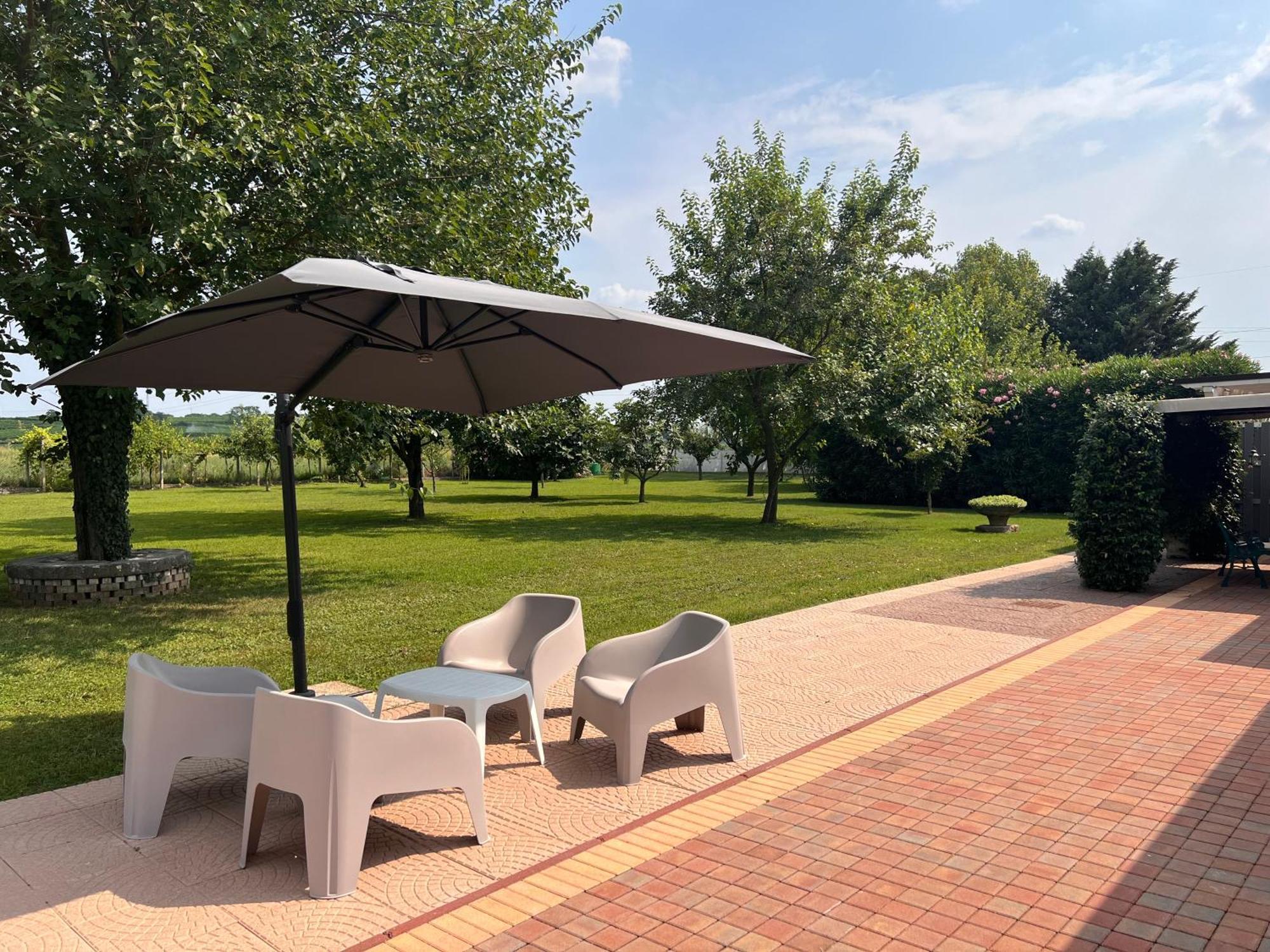 Appartamento Casa Vacanze Corte Ara Decima Sona Exterior foto