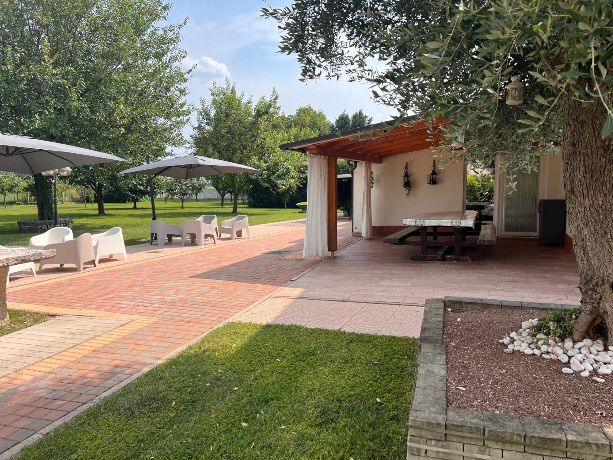 Appartamento Casa Vacanze Corte Ara Decima Sona Exterior foto