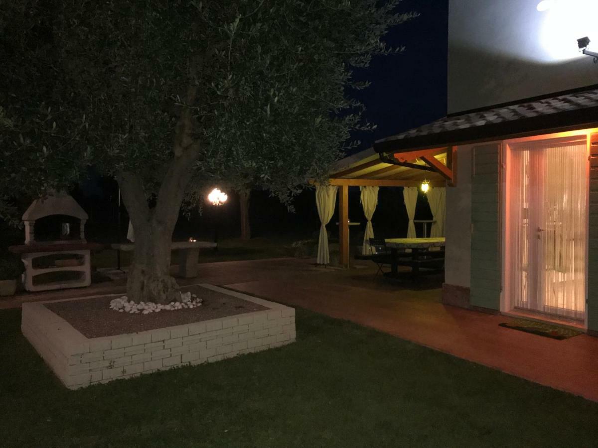 Appartamento Casa Vacanze Corte Ara Decima Sona Exterior foto
