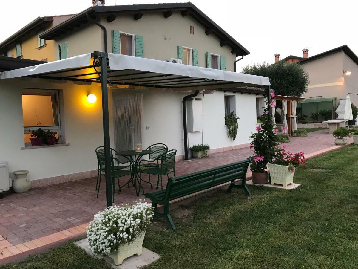 Appartamento Casa Vacanze Corte Ara Decima Sona Exterior foto