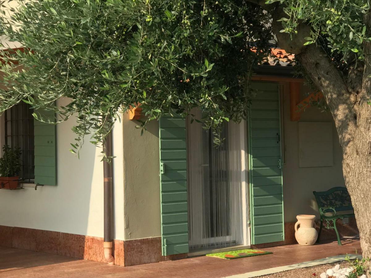 Appartamento Casa Vacanze Corte Ara Decima Sona Exterior foto